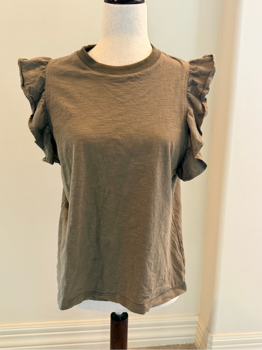 bishop + young Olive Ruffle Sleeve Short Sleeve Tee